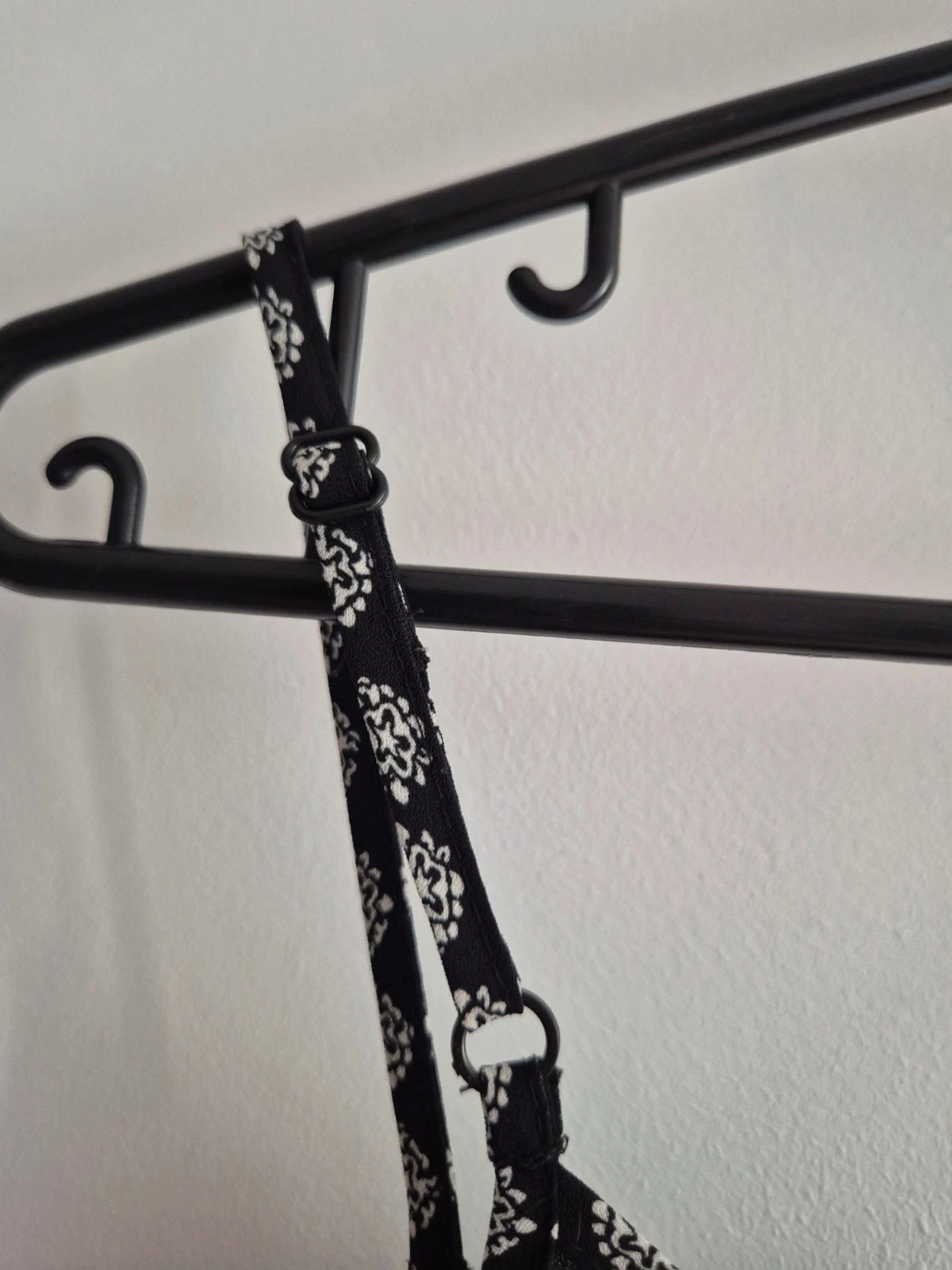 Top à bretelles primark noir et blanc 38 – photo 5
